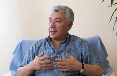 Eldar Namazov Milli Şuradan istefa verdi